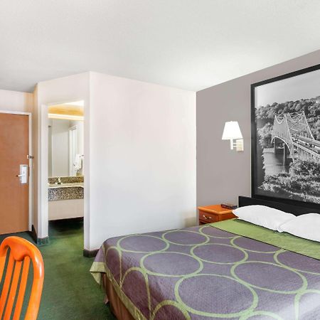 Super 8 By Wyndham Athens Hotel Buitenkant foto