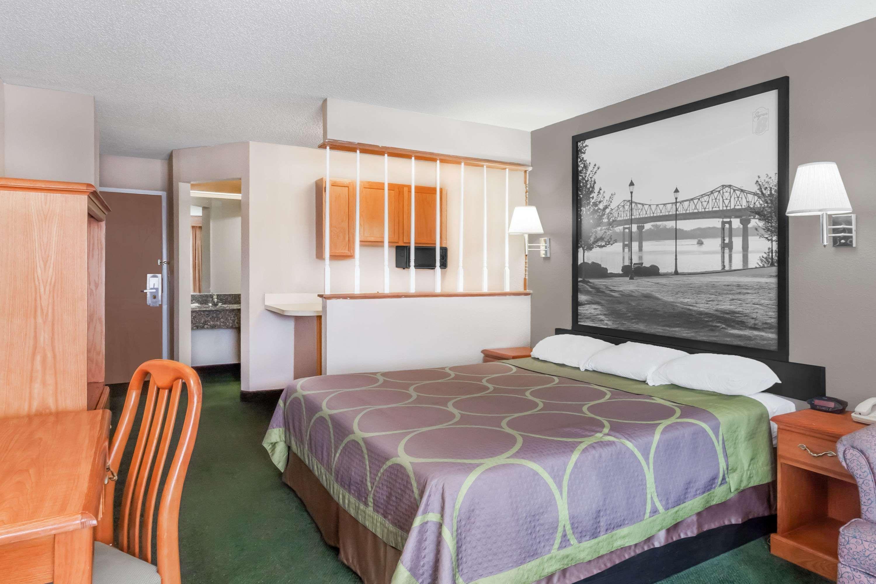 Super 8 By Wyndham Athens Hotel Buitenkant foto